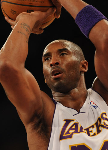 骑士伤病报告：阿伦&梅里尔&球哥等将无缘与凯尔特人一战（骑士伤情更新：阿伦、梅里尔与球哥等人将缺席战凯尔特人）