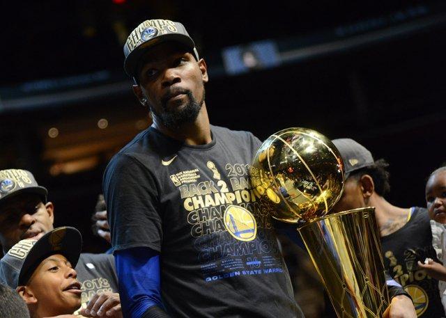 库尔图瓦：“我们是人，我们是人类。看看阿劳霍发生了什么”（库尔图瓦：我们也是人类，看看阿劳霍的遭遇）