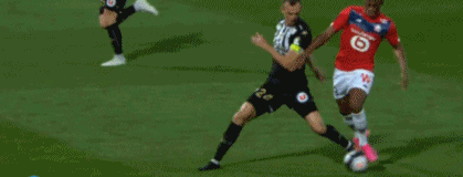 VAR回顾：曼联在狼队的两次手球点球（VAR复盘：曼联对阵狼队两次手球点球判罚）