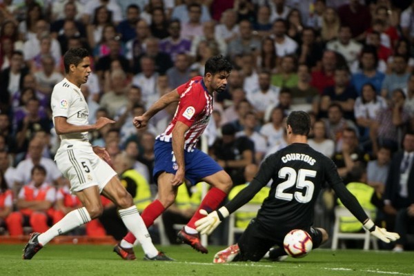 詹姆斯关键上篮锁定胜利（詹姆斯关键上篮定胜局）