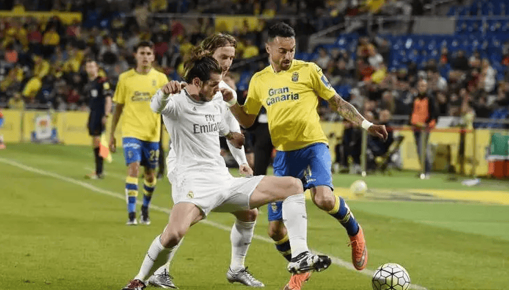 复出又重伤？意媒：弗拉霍维奇下场时对主帅说“我伤得很重”（复出再遇重创？意媒称弗拉霍维奇退场时告知主帅：伤势很重）