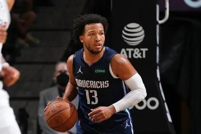 东契奇靠边站！湖人，是三巨头球队.