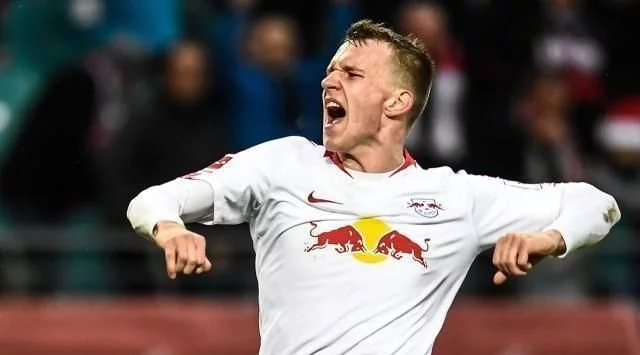 映了赛场局 映了赛场局